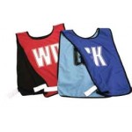 REVERSIBLE MESH NETBALL BIBS RED/BLACK (set of 7)