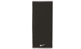 NIKE FUNDAMENTAL TOWEL BLACK LARGE NIKE FUNDAMENTAL TOWEL BLACK LARGE