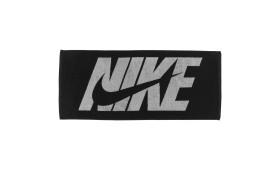 NIKE JACQUARD TOWEL MEDIUM GRAPHIC- BLACK