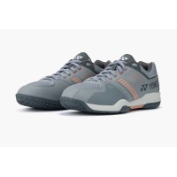 YONEX MENS SHOE STRIDER FLOW- LIGHT GREY- SIZE 11